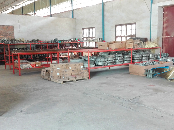 倉(cāng)庫(kù)一角